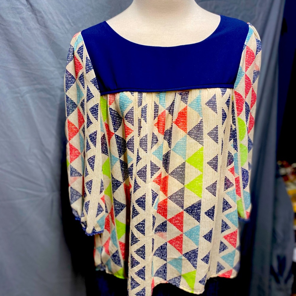 Umgee Versatile Abstract Triangle Semi-Sheer Baby… - image 1